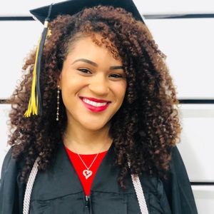 Meet your Posher, Ciara